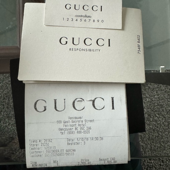 GUCCI MARMONT MEDIUM SHOULDER BAG - Picture 3 of 10